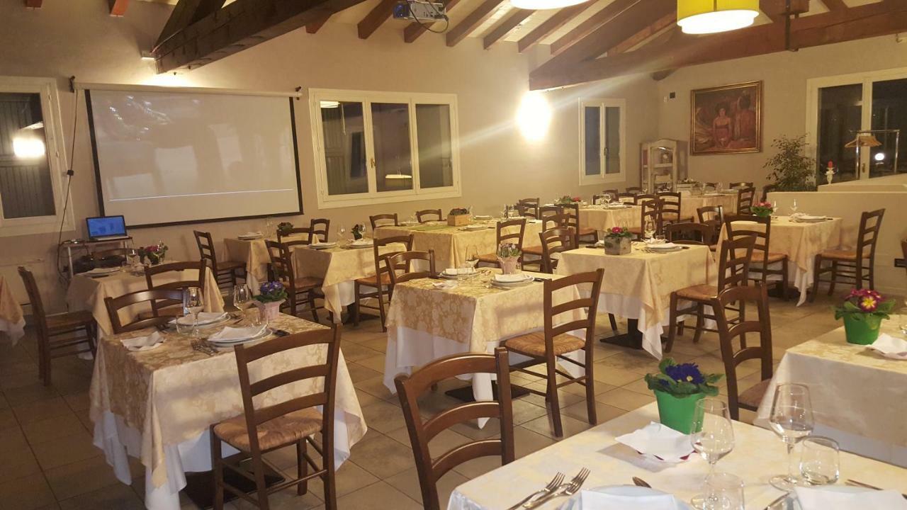 Casa Selene Rocchi Villa Savignano sul Panaro Luaran gambar